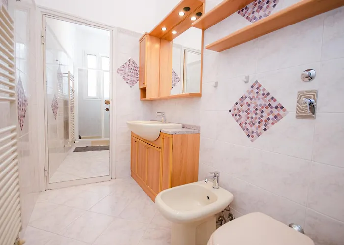 Dateo Flat アパート *